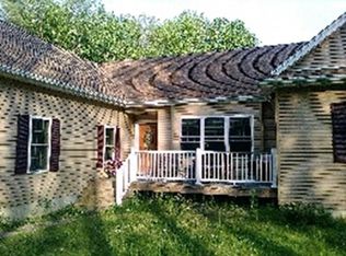 86 Burlingame Rd, Charlton, MA 01507