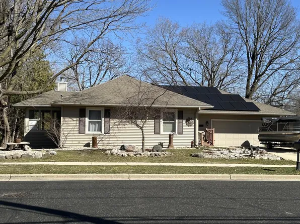 1215 Center STREET, Watertown, WI 53098