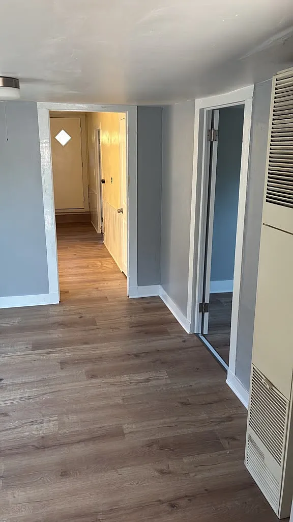 2 bed, 900 sqft, $1,200 — Photo 3