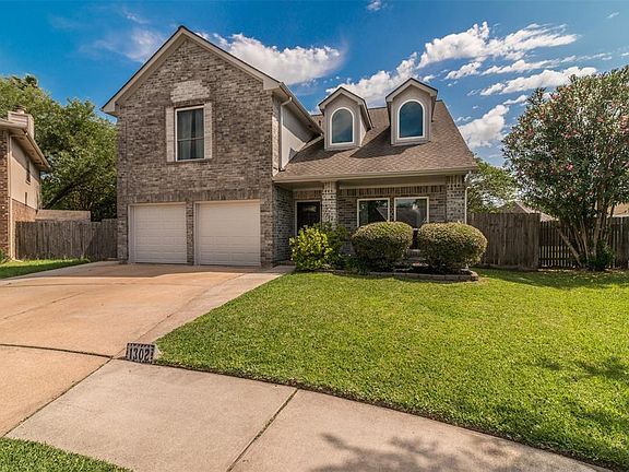 3rd image of 1302 Killdeer Dr