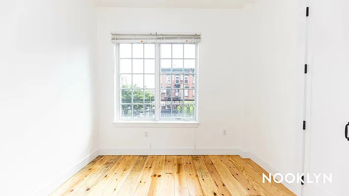 Rented by Nooklyn NYC LLC | media 113