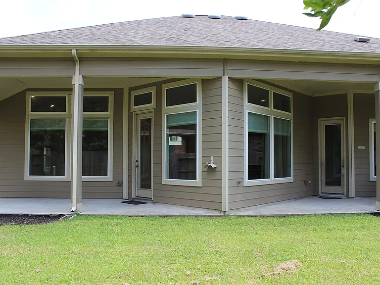 8727 Stoney Brook Ln — Photo 31