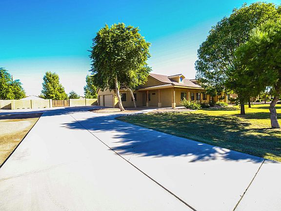 4th image of 24613 S 140th Way