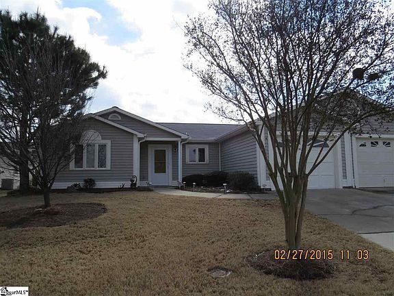 2nd image of 4 Hillview Dr