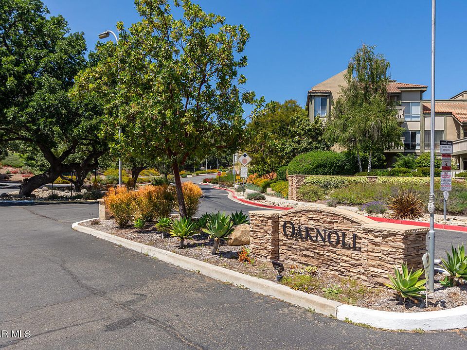 1st image of 200 Oak Leaf Dr #102