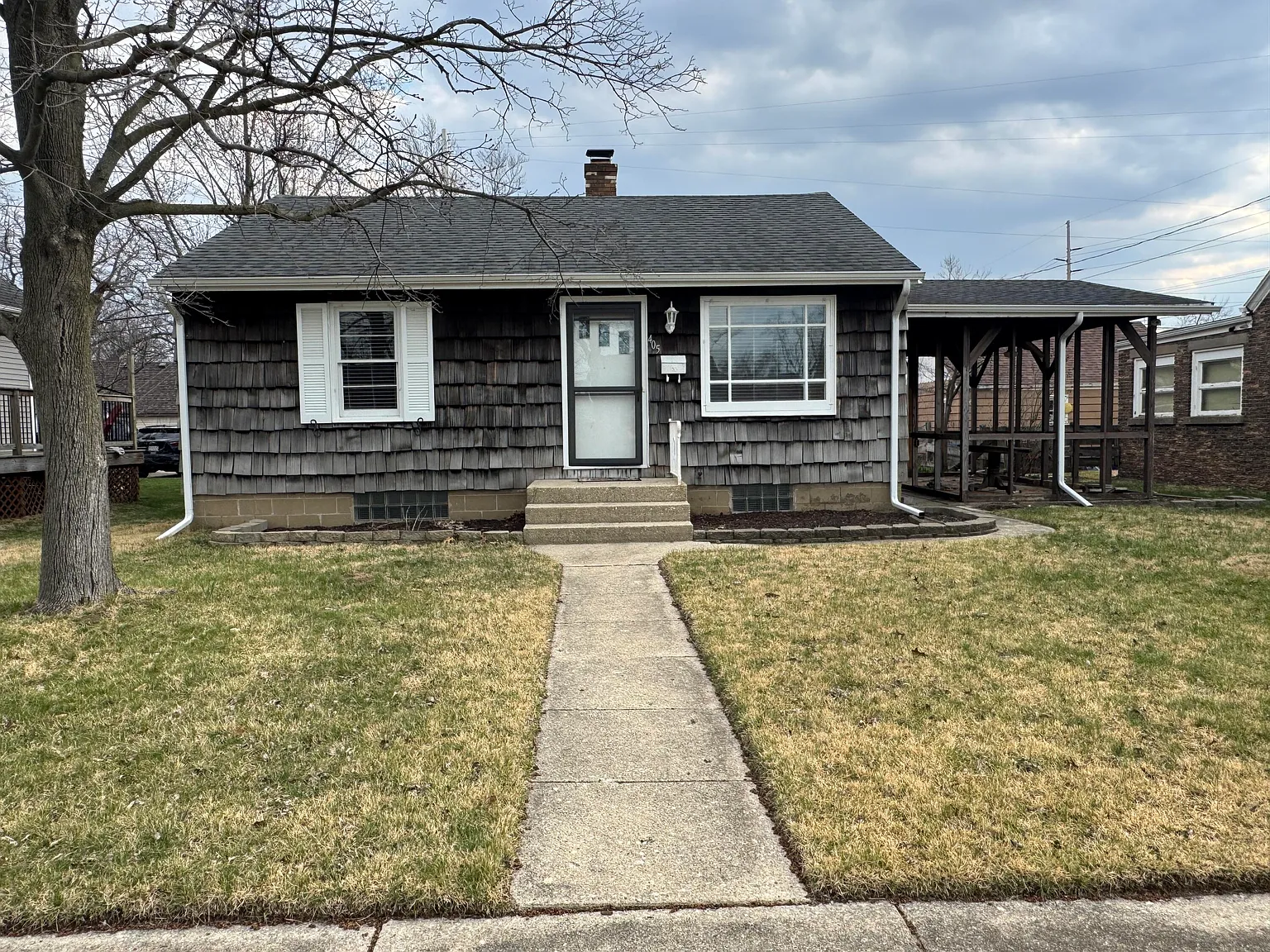 405 Madison St photo 1