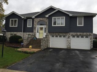 5123 Fairground Ct, Monee, IL 60449