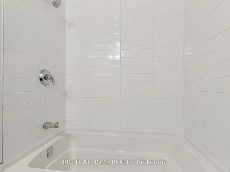 11 Wellesley St W #5408 — Photo 36