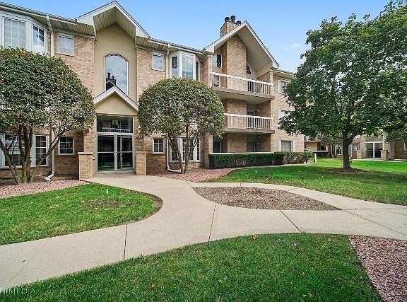 2nd image of 7825 Bristol Park Dr N Unit 3SE