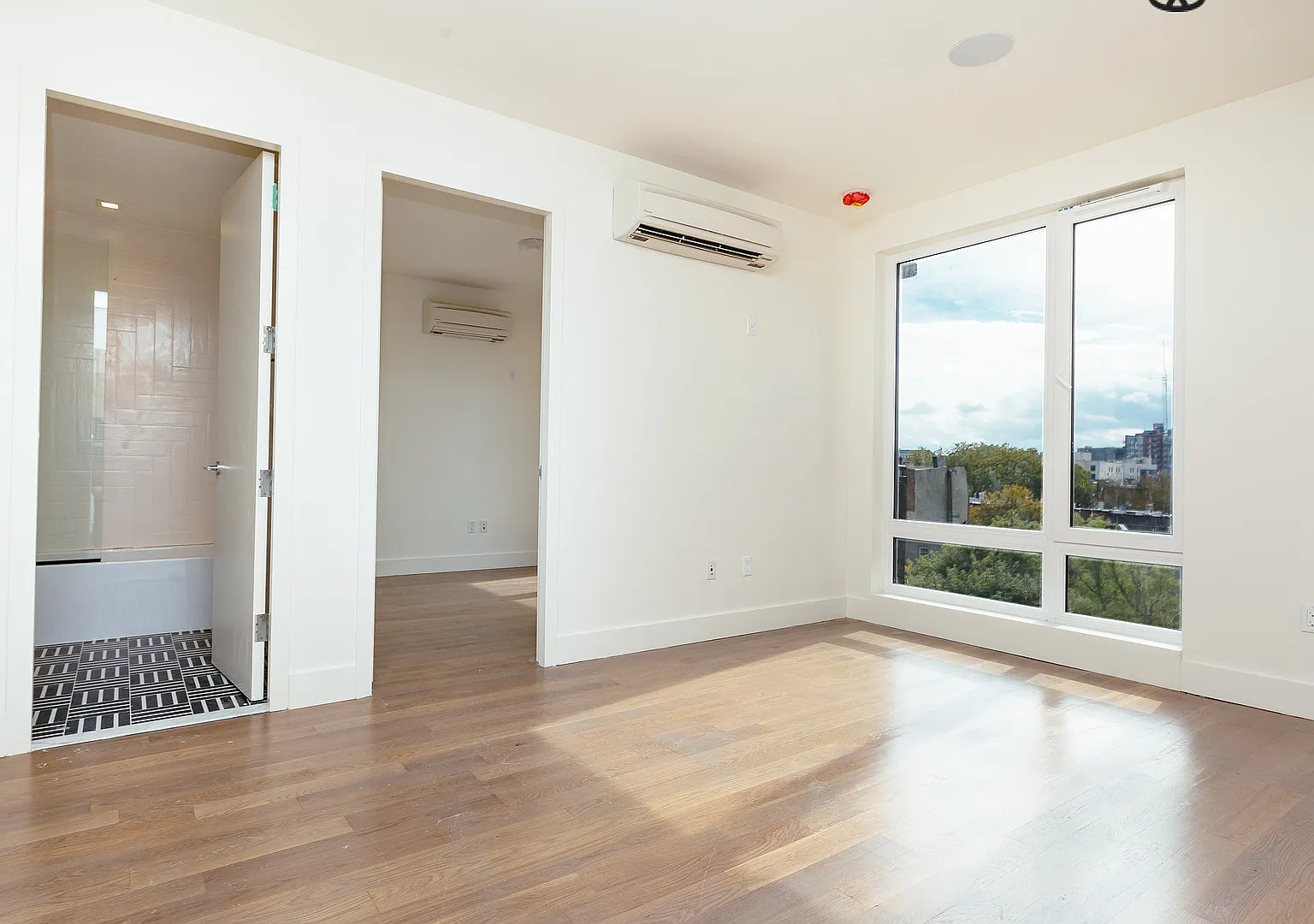1068 Fulton Street — Photo 3