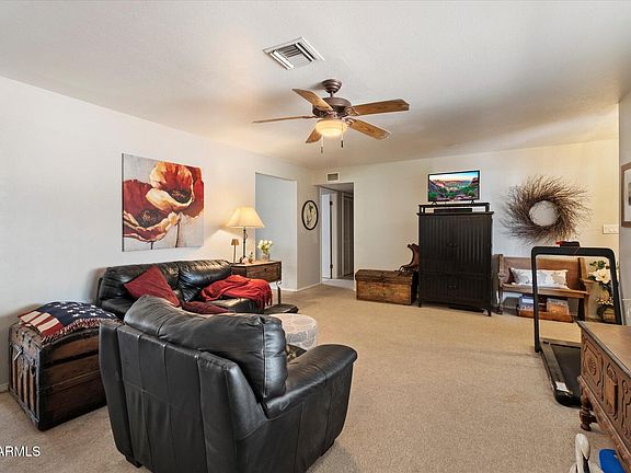 4th image of 6521 E SHARON Drive
