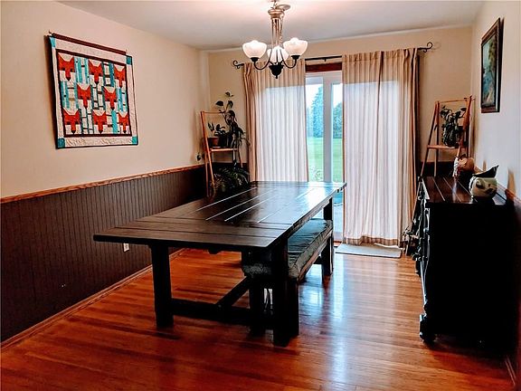 5th image of 39 Green Clover Dr