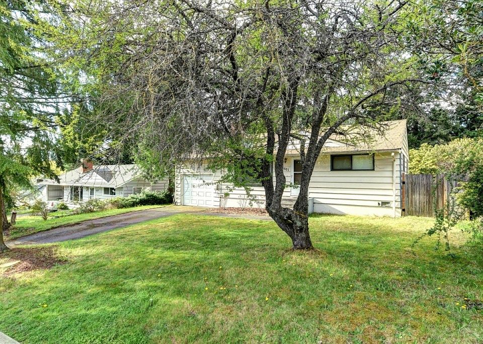 1st image of 6501 183rd Pl SW