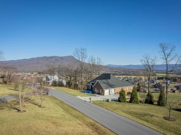 120 Hastings Ct, Harrisonburg, VA 22801