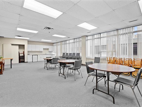 5th image of 540 Ouellette Ave #6C