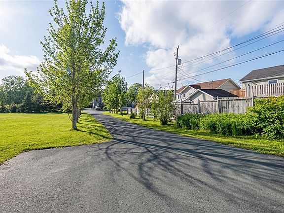 3rd image of 175 Anchorage Road