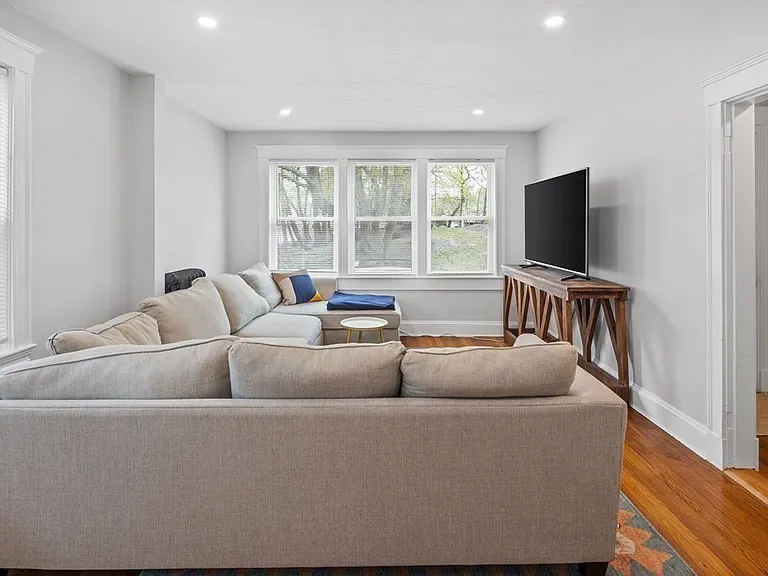 79 Lenoxdale Ave #2 — Photo 1