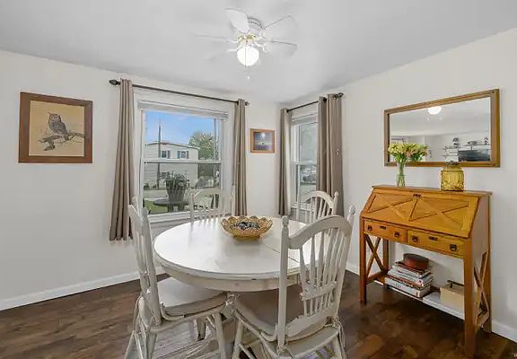3rd image of 3955 W Shady Side Rd