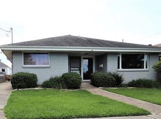 6568 Pontchartrain Blvd, New Orleans, LA 70124