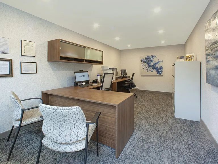 177 Bayview Dr — Photo 19