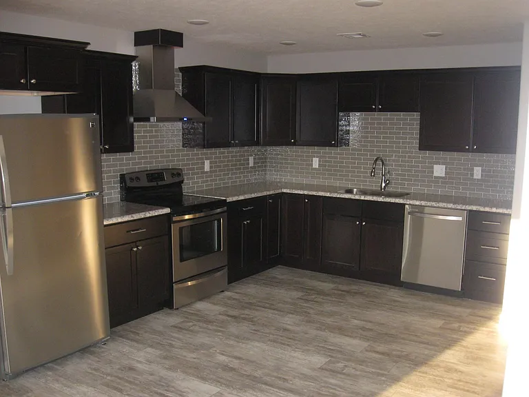 1505 W 4th St #A — Photo 2