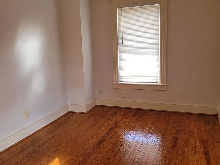 313 N Main St — Photo 9