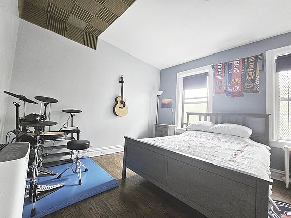 3rd image of 260 Harrison Ave APT 401