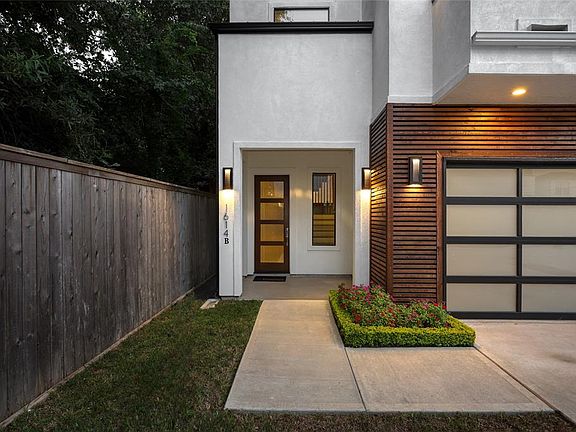 3rd image of 1614 Johanna Dr #B