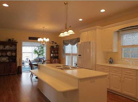 5th image of 9234 Rocky Cove Dr
