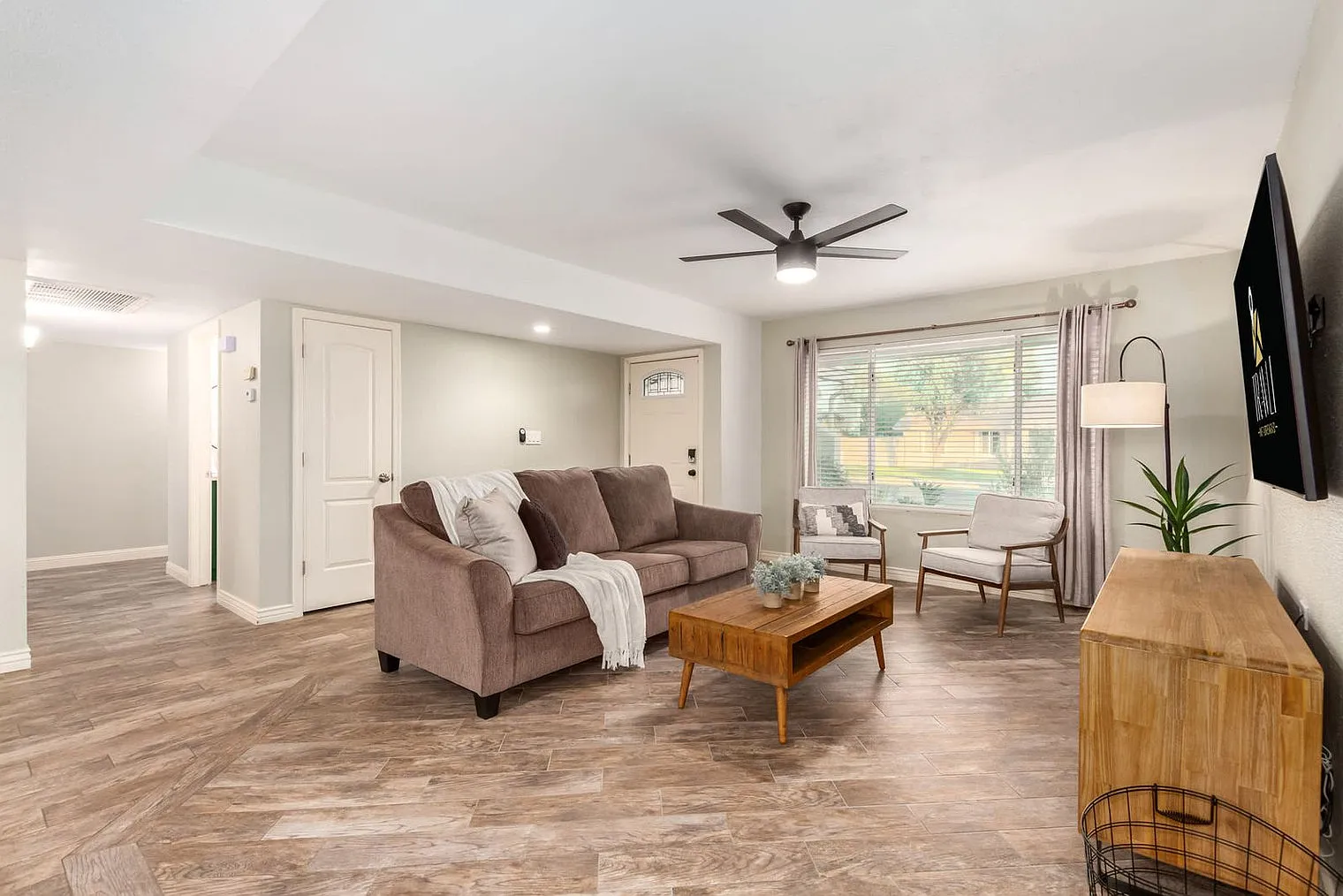 4 bed, 2.0 bath, 1991 sqft, $5,087 — Photo 1