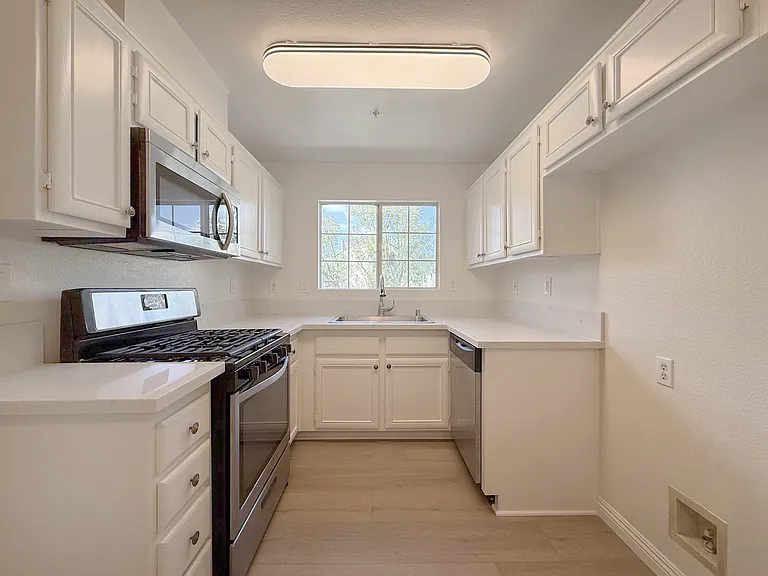1500 Spruce St #C — Photo 5