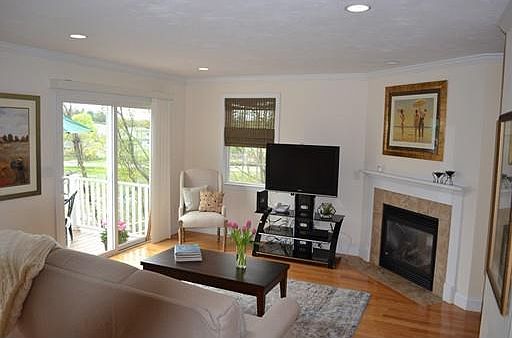 5th image of 31 Lenox Ave #31