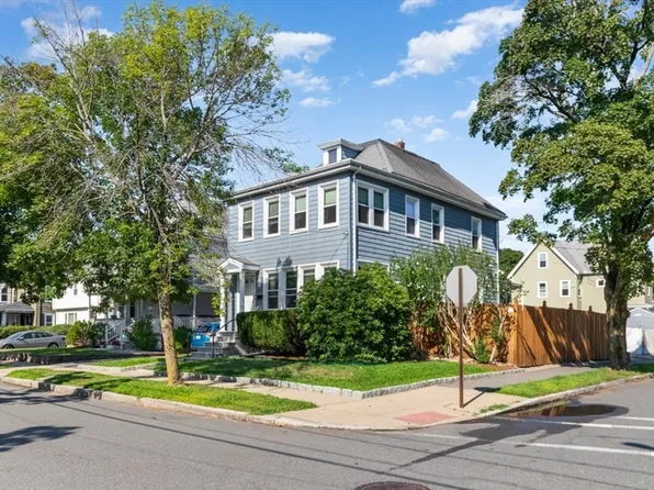 64 Cleveland St, Melrose, MA 02176