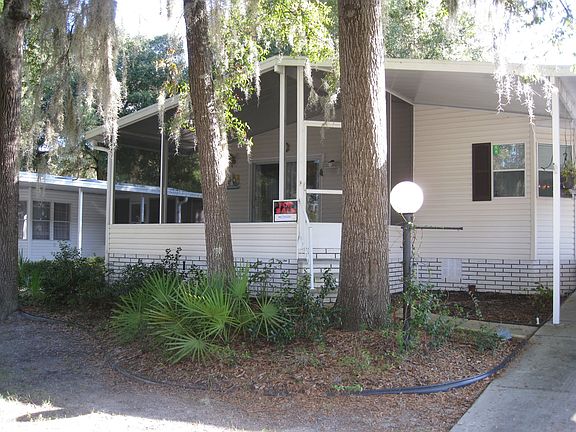 Screened Porch View 1