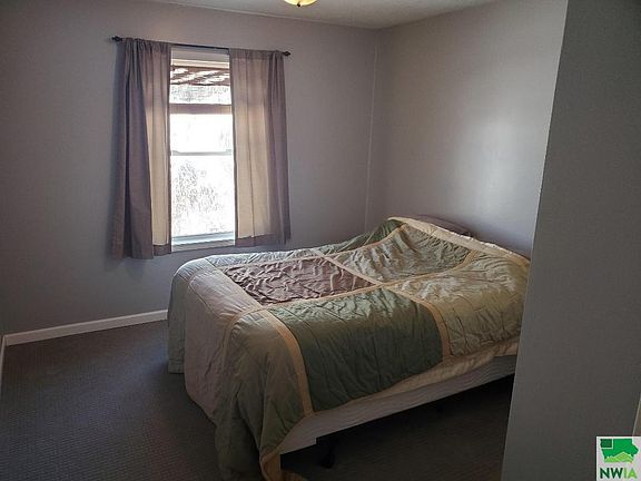 4th image of 2504 W 15th Street Pl