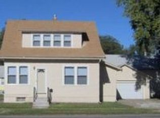 717 N Bell St, Fremont, NE 68025