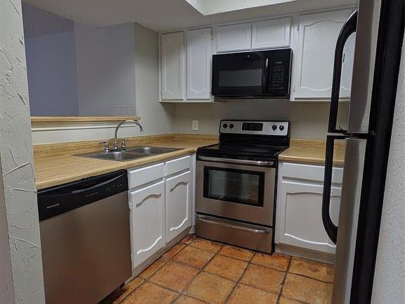 2nd image of 3101 Sondra Dr APT 101