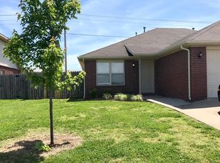 420 E Asher Ct, Rogers, AR 72758