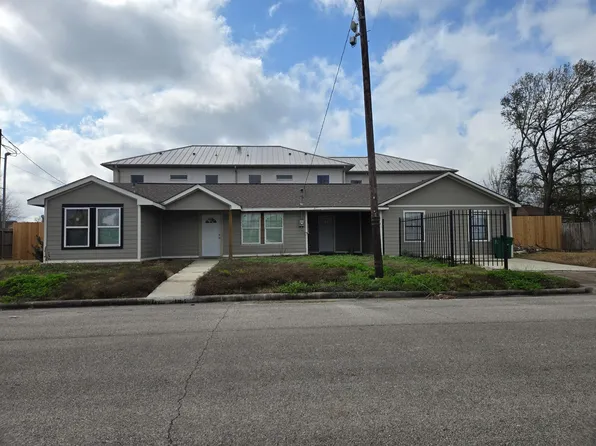 4718 Teton St, Houston, TX 77033