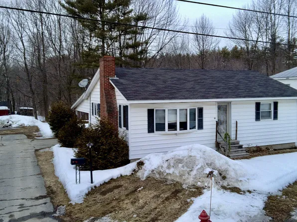 20 E Dyer Street, Skowhegan, ME 04976