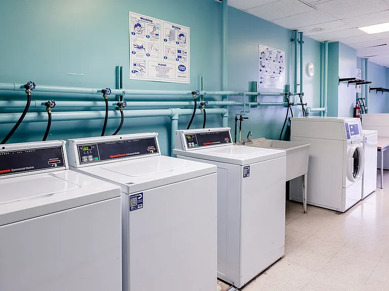 Laundry Center