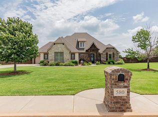 580 Harold Dr NE, Piedmont, OK 73078
