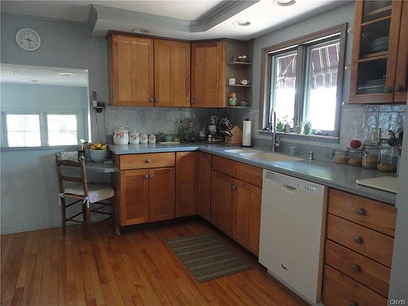 5th image of 3 Washington St