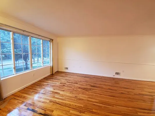 Rented by Brooklyn Property Group LLC | media 4