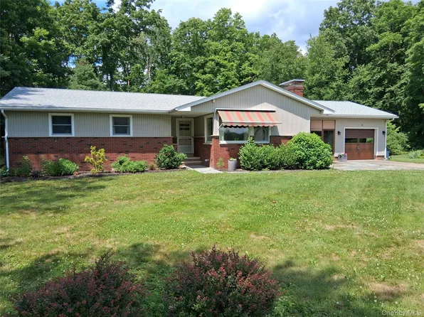 60 Stissing Avenue, Pine Plains, NY 12567