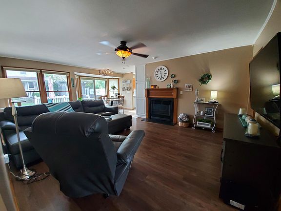 2nd image of 1066 Joanne Ct