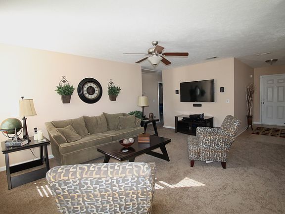 4th image of 109 Berele Shepsele Ln