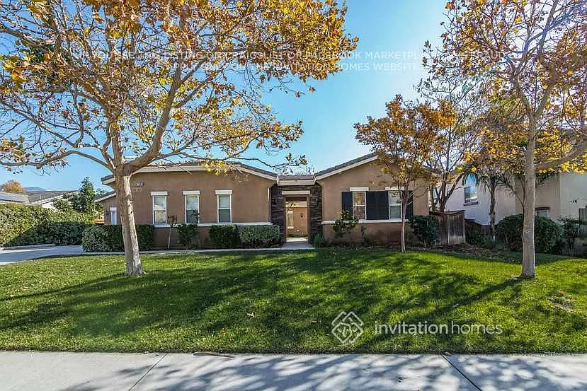 7833 Calle del Rio St Highland, CA 92346 — Photo 2