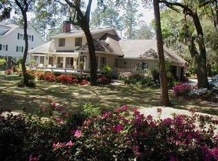 200 Distant Island Dr, Beaufort, SC 29907