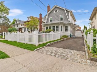9-20 118th St, College Point, NY 11356